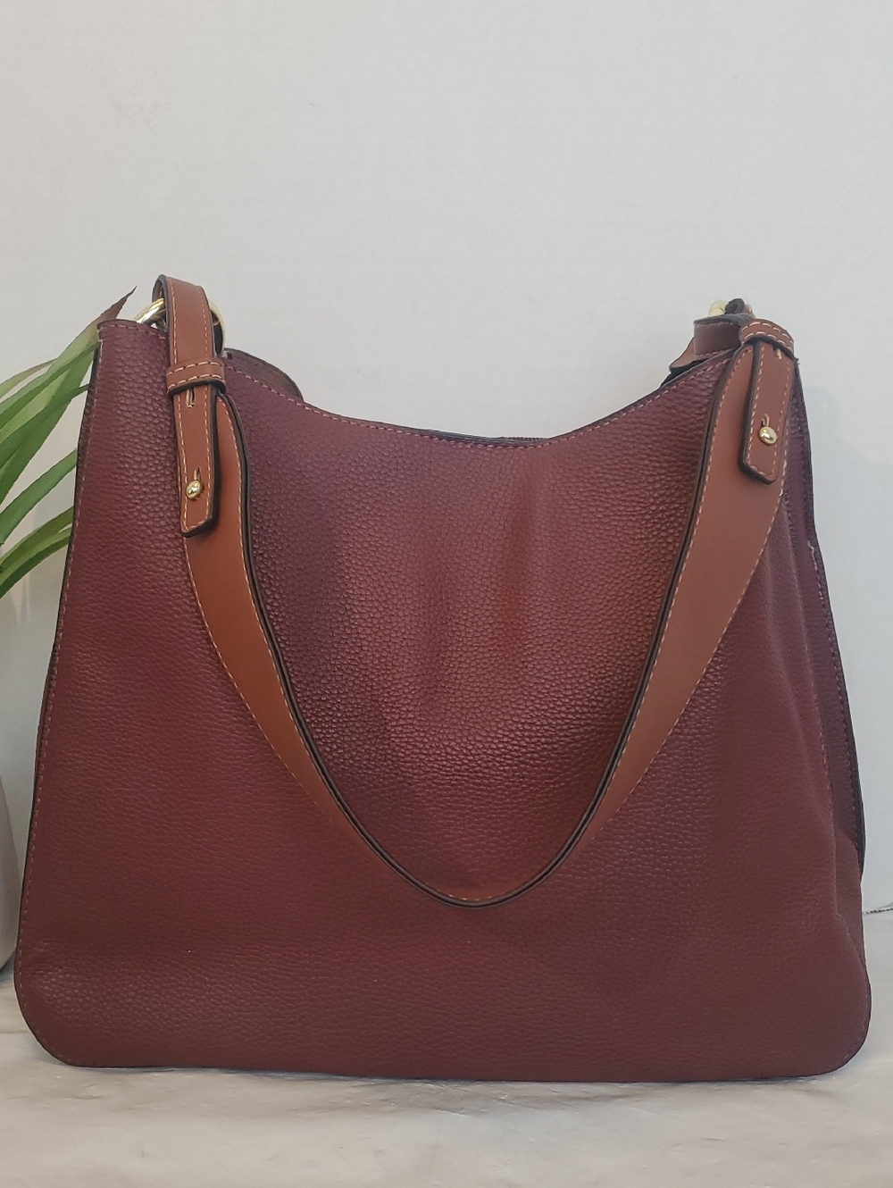 London Fog Burgundy Shoulder Bag with Tan Strap and Tassel - Picture 3 of 5